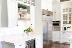 1590592797_Farmhouse-Kitchen-Ideas