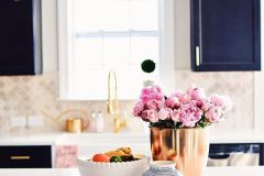 1590679266_Farmhouse-Kitchen-Ideas