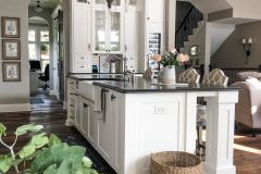 1596214738_Farmhouse-Kitchen-Ideas
