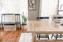 1593963021_Farmhouse-Table-Decor-Ideas