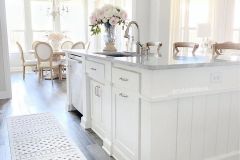 1595173175_Farmhouse-Table-Decor-Ideas