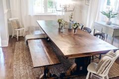 1595346038_Farmhouse-Table-Decor-Ideas